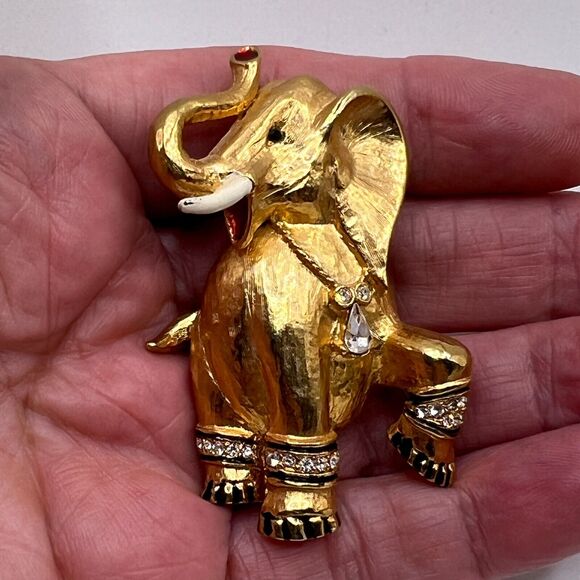 Signed Sphinx A2464 Rare Jeweled ELEPHANT BROOCH Pin Trunk Up Rhinestone Vintage - Picture 2 of 7